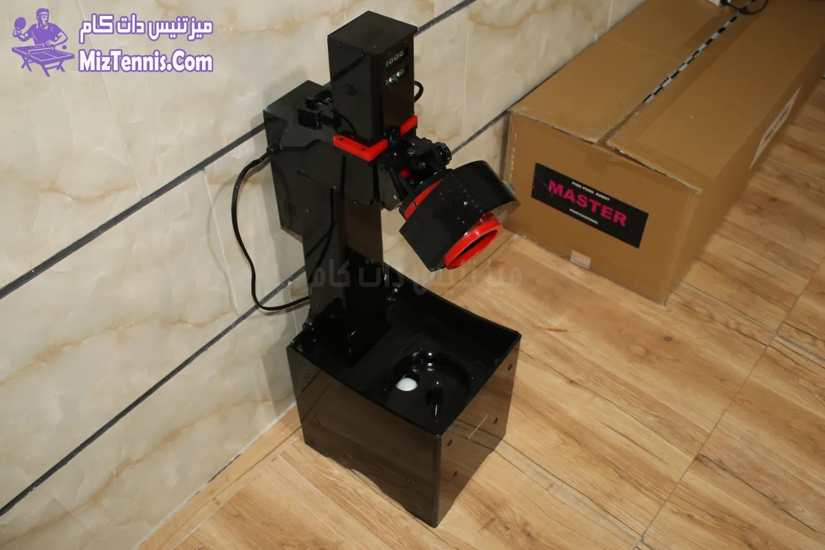 ربات پینگ پنگ Master Pro نیدمد در حالت جمعشده و قابلحمل